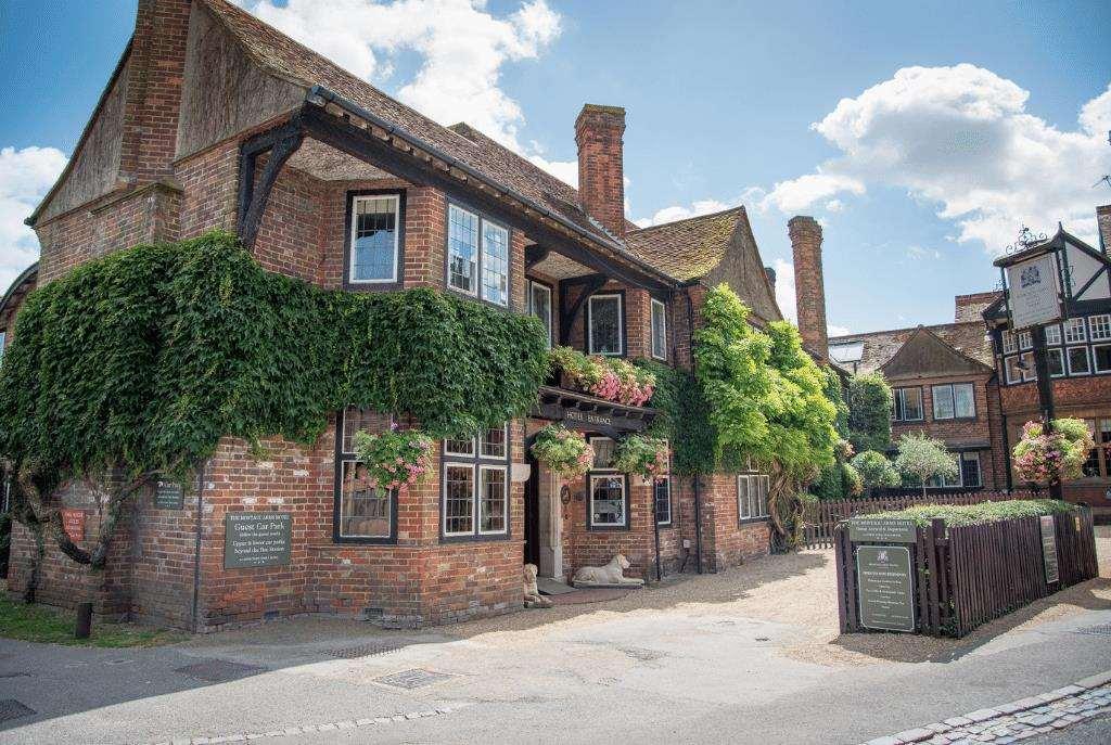 فندق The Montagu Arms بوليو المظهر الخارجي الصورة