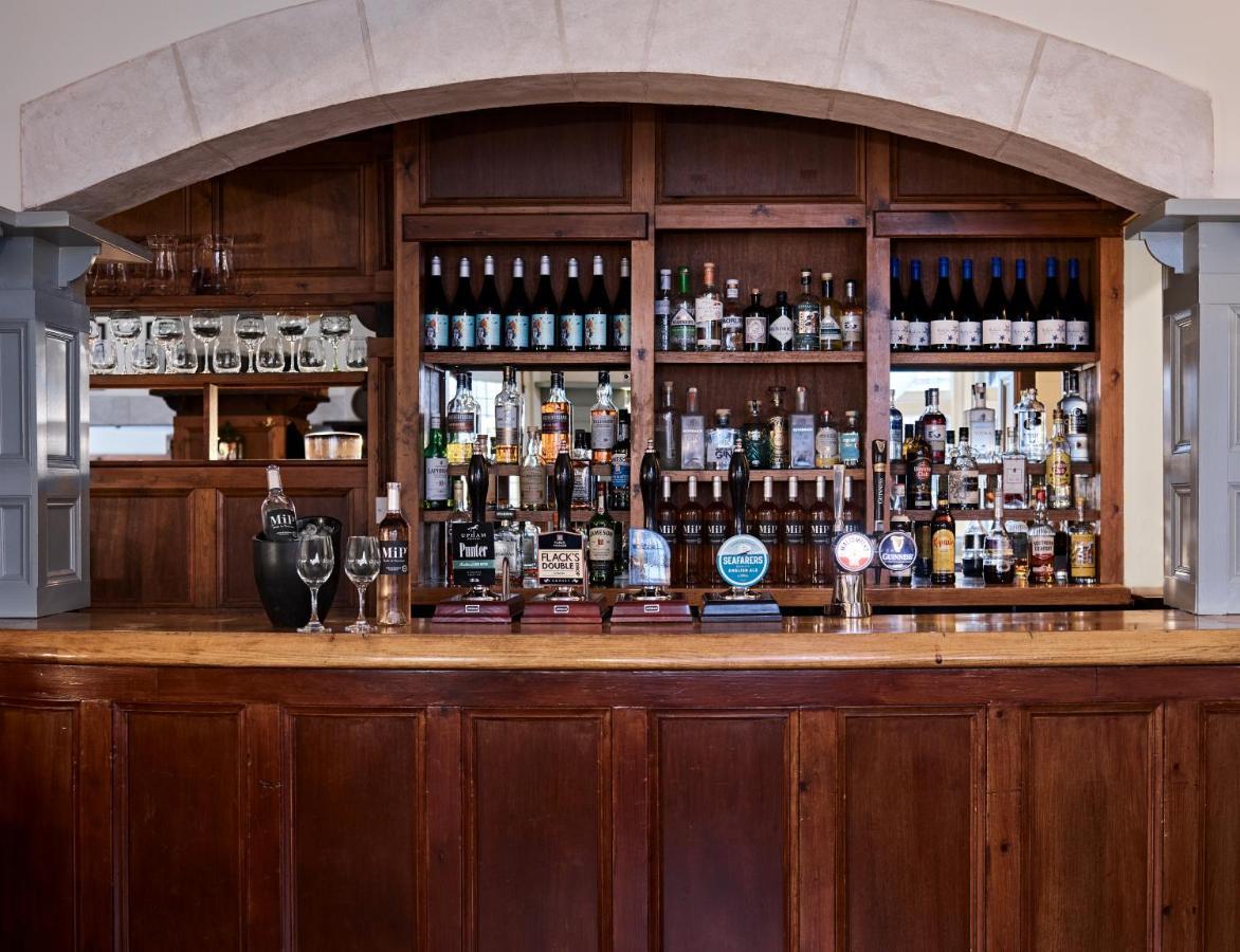 فندق The Montagu Arms بوليو المظهر الخارجي الصورة